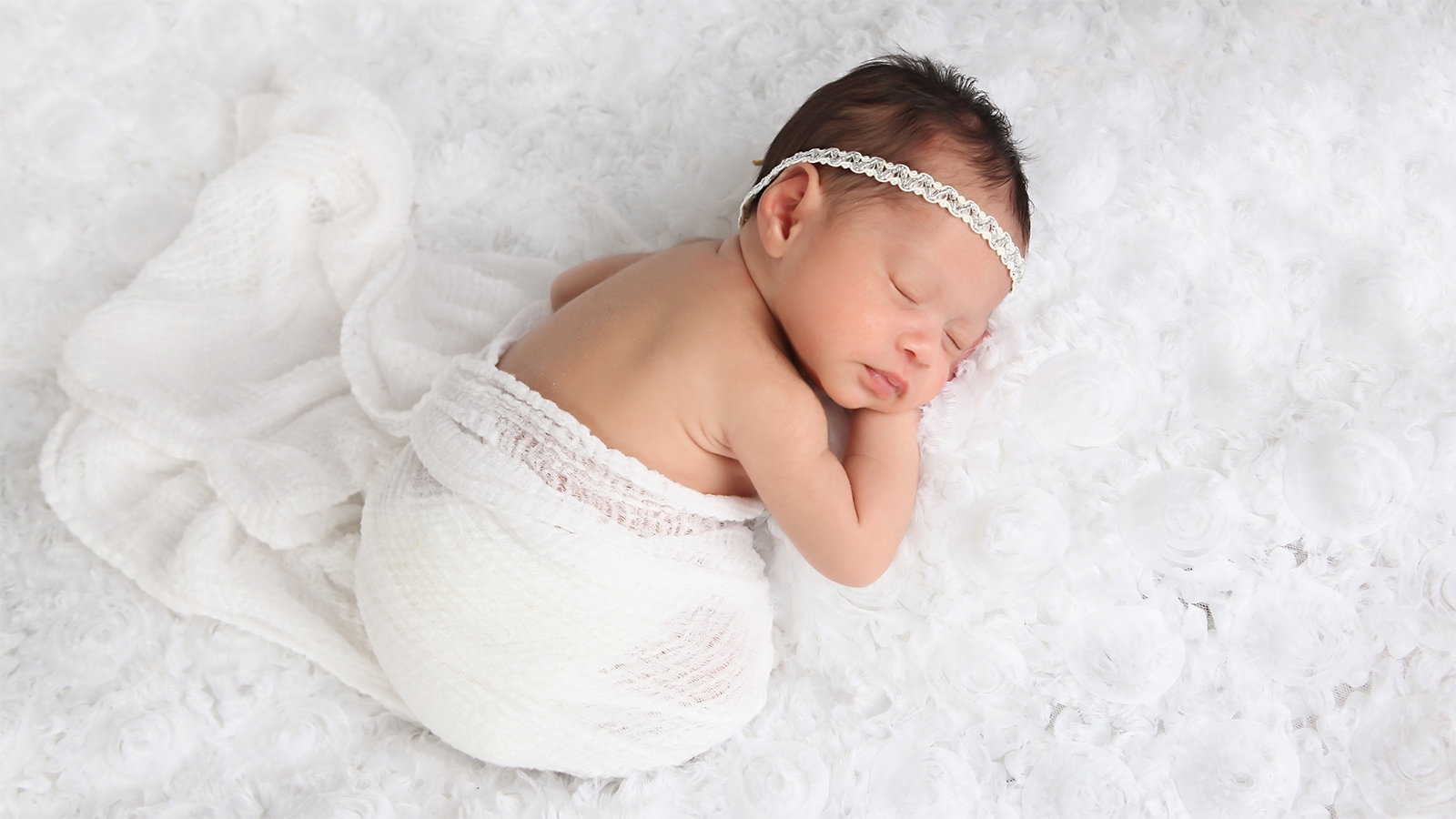 maternity and newborn photographers