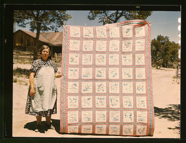 vintage photos of quilts