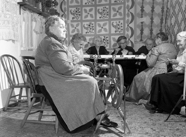 vintage quilting photos