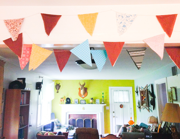 Learn how to make your own scrap fabric bunting on the CreativeLive blog.