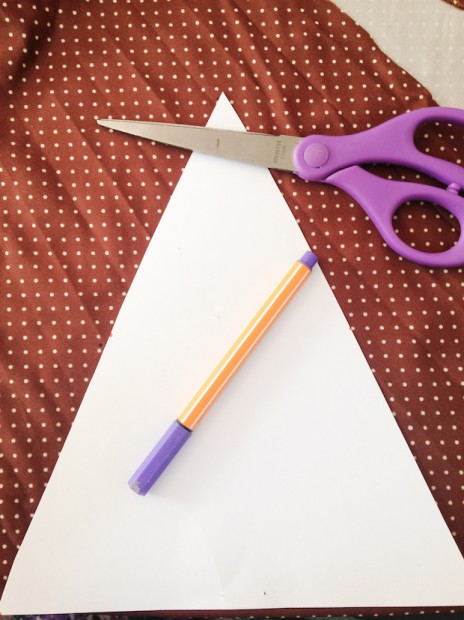 Learn how to make your own scrap fabric bunting on the CreativeLive blog.