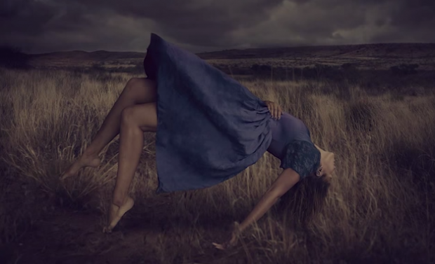 brooke shaden how to make a model levitate