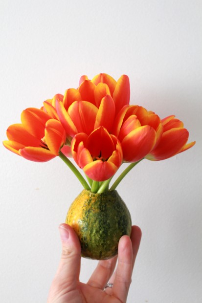 ThanksgivingPlaceCards-tulipsingreengourd-radmegan-cl