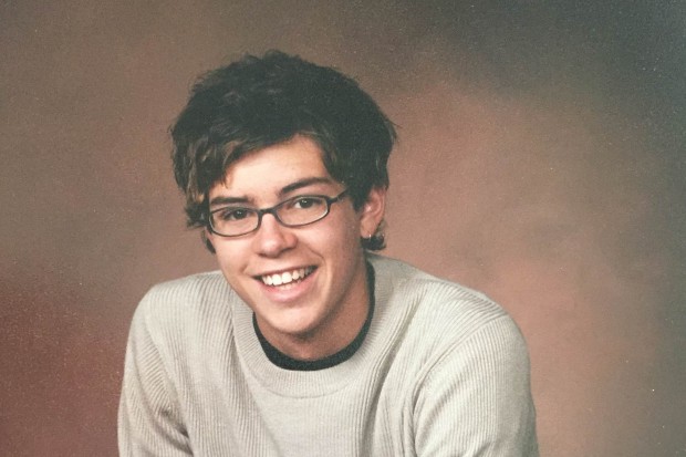 awkward senior photos