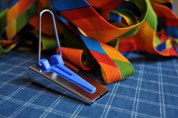 how to make your own bias tape