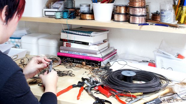 Megan_Auman_How_to_Make_a_Living_Selling_What_You_Make_WEB_1600x900 (2)