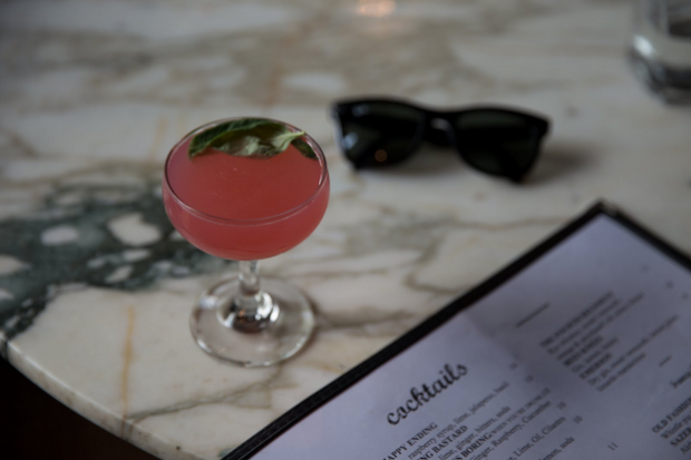 How to Master Editing Photos for iPhone with the Best iPhone Apps for Photo Editing