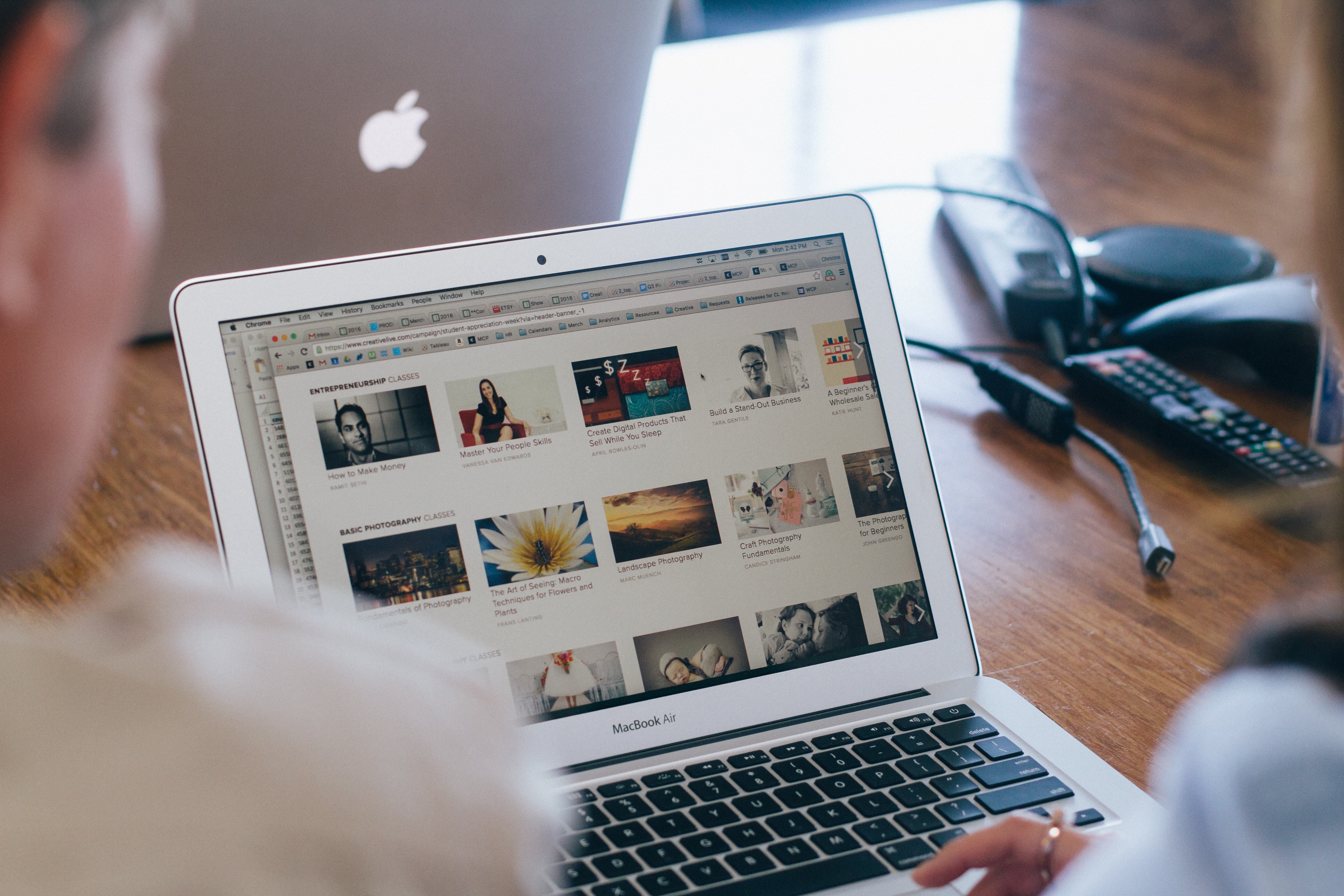 Explore the best email subject lines to increase traffic to your website on the CreativeLive blog.