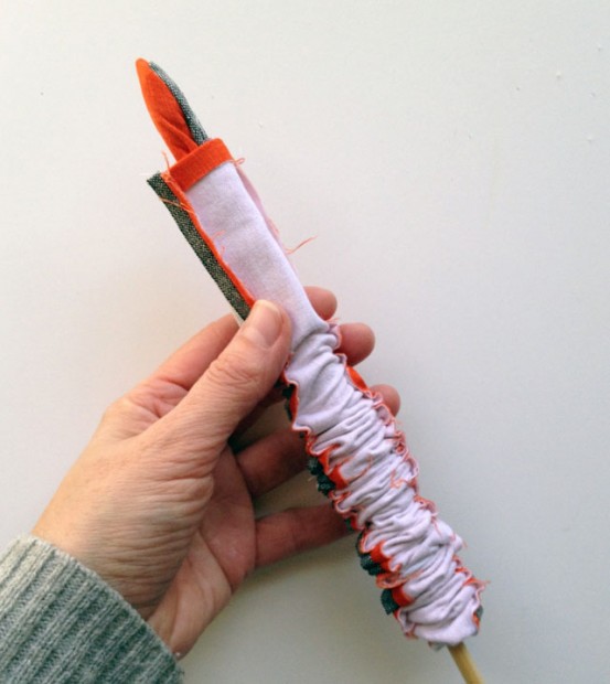 Simple tools for making awesome bags... https://blog.creativelive.com/diy-tote-bag-add-a-pop-of-color-with-two-sided-fabric-handles/