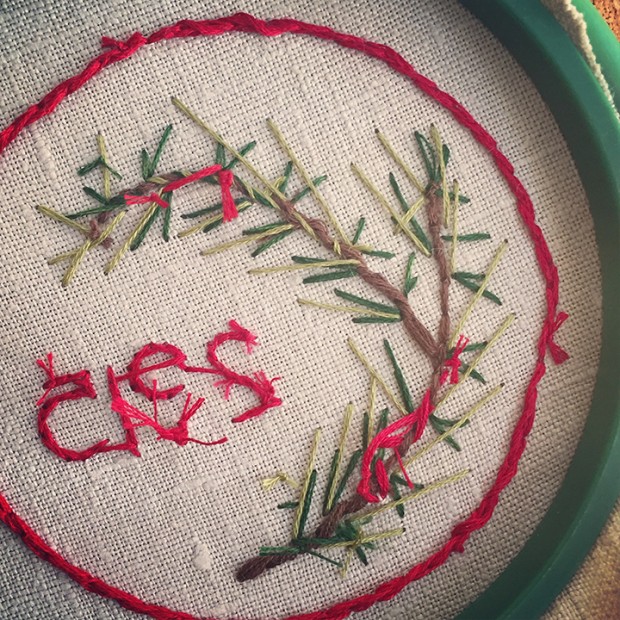 Make this simple and sweet holiday sampler! https://blog.creativelive.com/delightful-diy-gift-idea-and-tutorial-a-simple-holiday-embroidery-sampler