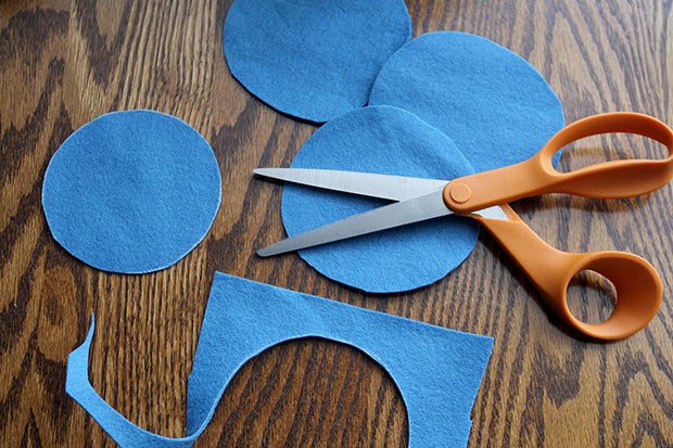 Snowglobecoasters-cutcirclebases-radmegan-CL