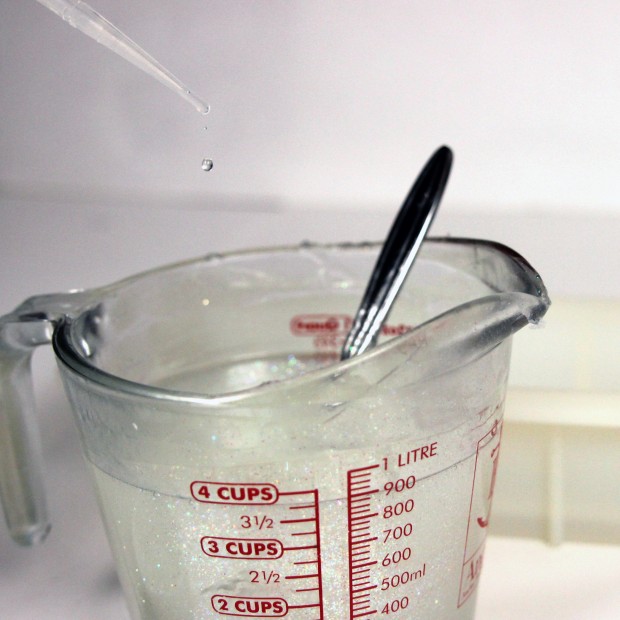 Christmas Ombre Soap: A Festive DIY Recipe From Handmade Beauty Box and CreativeLive!