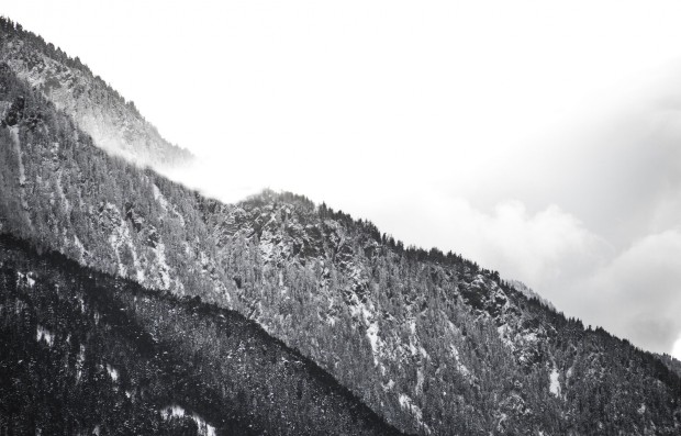 black and white landscape photo tips for gradients