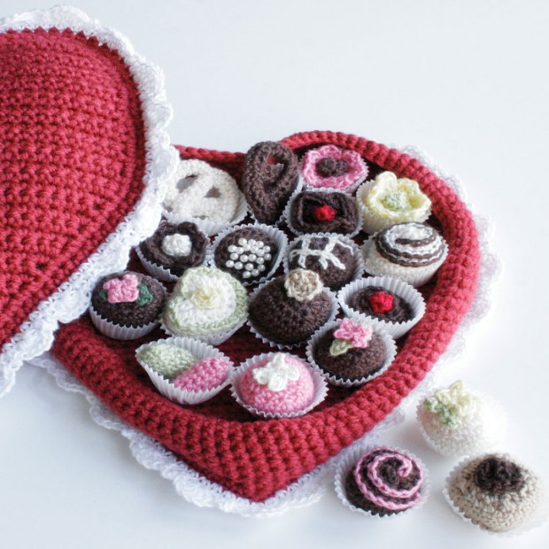 Make your sweetheart a Valentine's crochet craft they'll love all year.