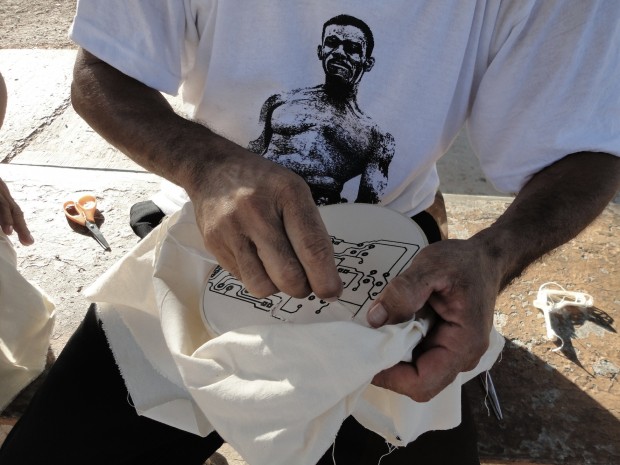 Learn more about embroidery, knitting, and the craftivism of Amor Muñoz on the CreativeLive blog.