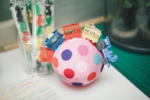 Take a look inside Robert Mahar's inspiring studio. Check out the complete photo collection on the CreativeLive blog.