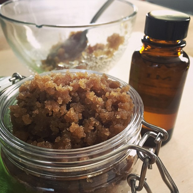 Find the directions for this refreshing brown sugar scrub recipe on the CreativeLive blog.