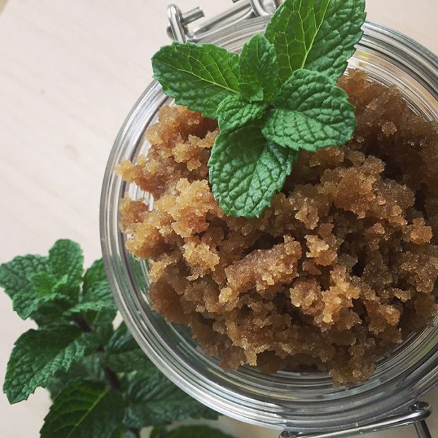 Find the directions for this refreshing brown sugar scrub recipe on the CreativeLive blog.
