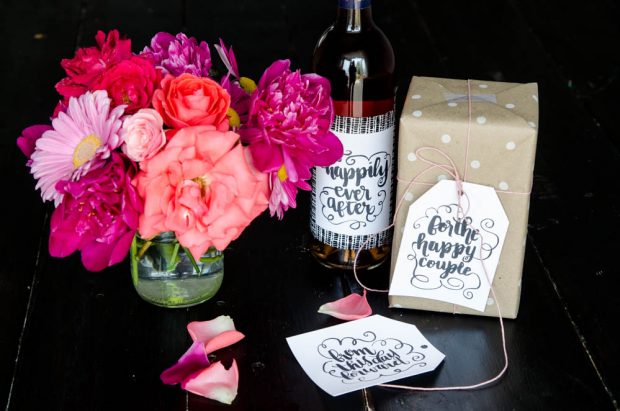 Love these brush-lettered wedding gift tags? Download the PDF on the CreativeLive blog.