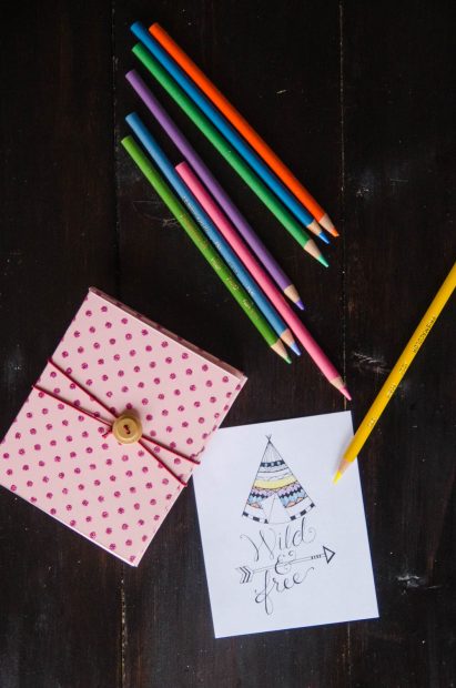 Get photo styling tips you can use on your creative blog and social profiles with blog photography tips from Lemon Thistle and CreativeLive. 