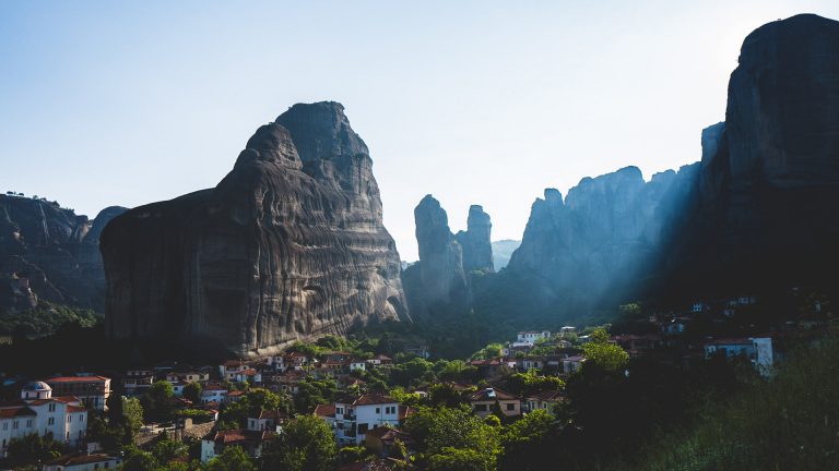 Adobe_Lr_Share_Slideshow_1080x1920-768x432