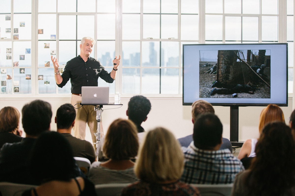 16_0926_CL_Photoweek_Gary_Knight-2