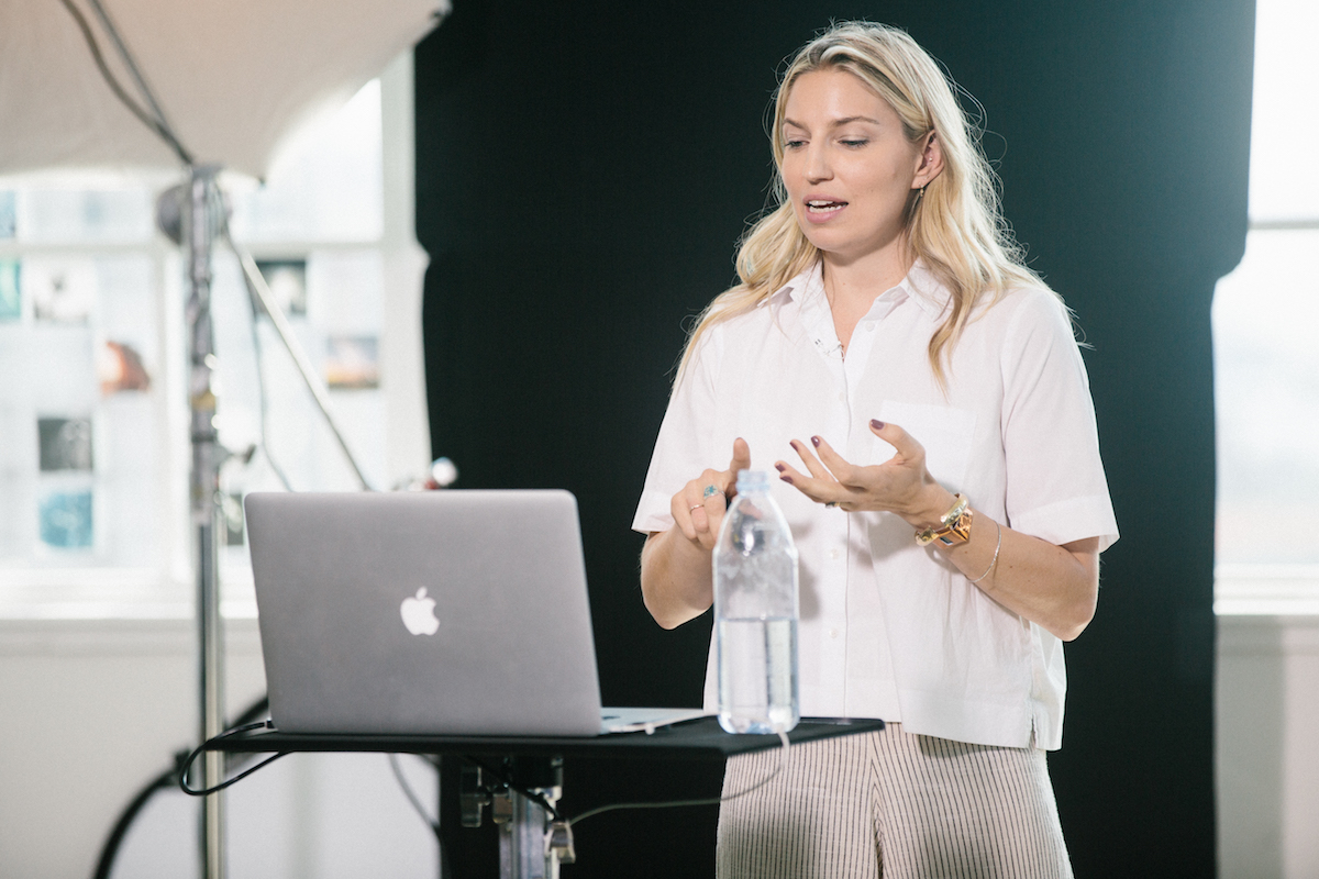 16_0926_CL_Photoweek_Victoria_Will-1-2