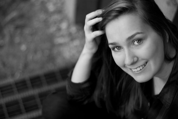 how to pose for photos