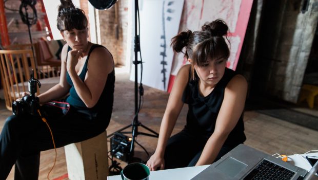 Delaney assisting her mentor, Elizabeth Rudge. 